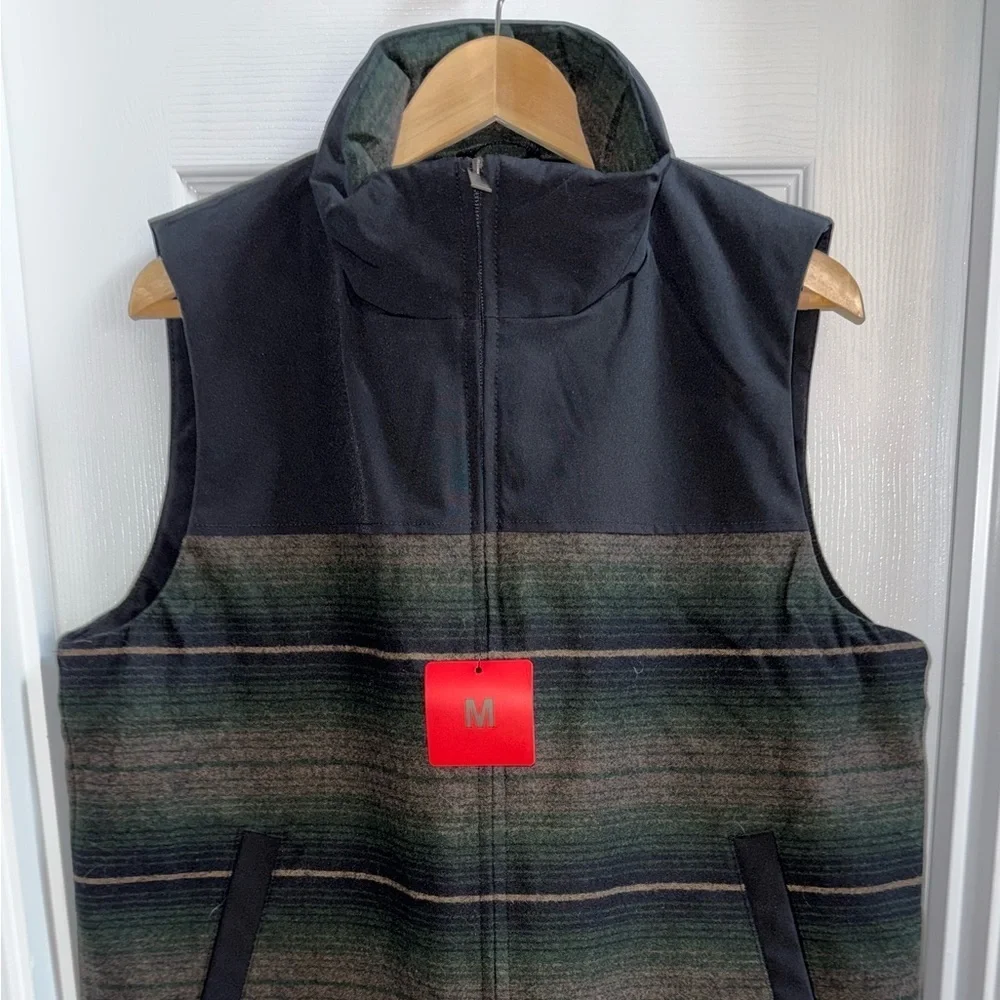 Pendleton NWT Men’s Full Zip Vest M Green Plaid Pockets Gorpcore Outdoor Hiking